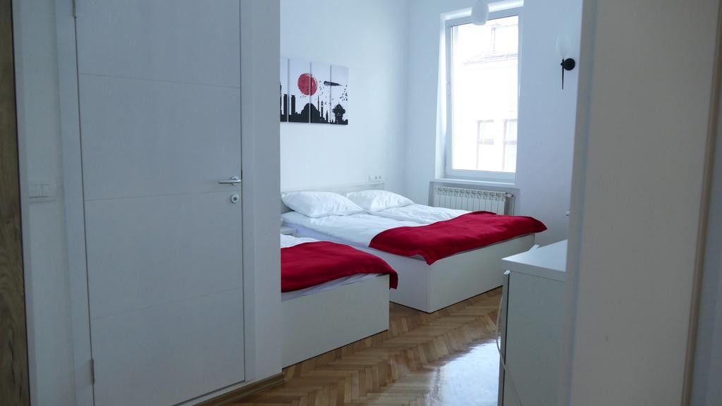 Apartment Mona SJJ Esterno foto