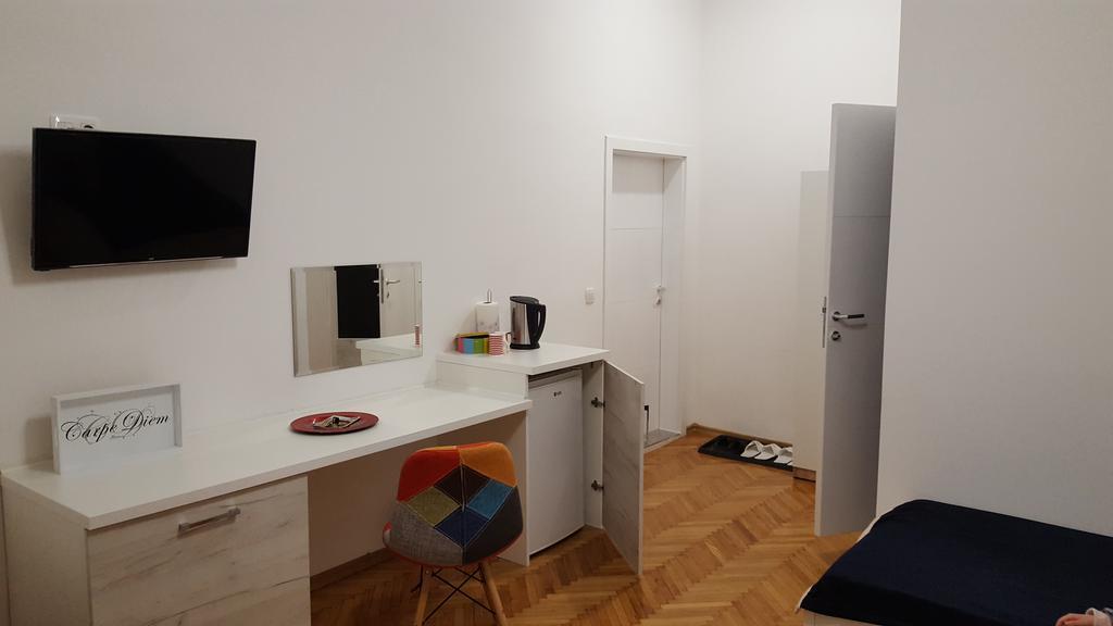 Apartment Mona SJJ Esterno foto